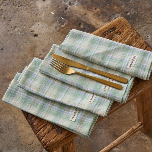 Cloth Napkins in a Honeydew Melon Check-0
